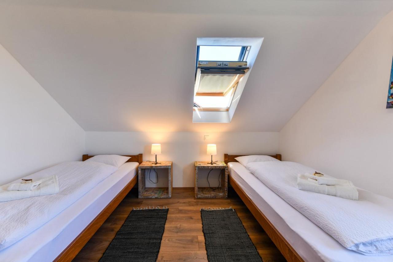 Wildernest Holiday Home Rakovica Εξωτερικό φωτογραφία